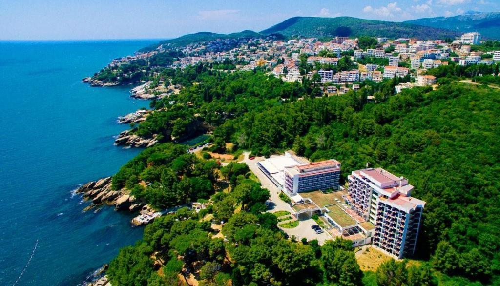 Corpus A - Hotel Albatros Ulcinj Exterior foto